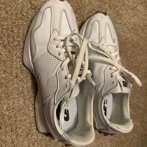 New Balance Women's 327